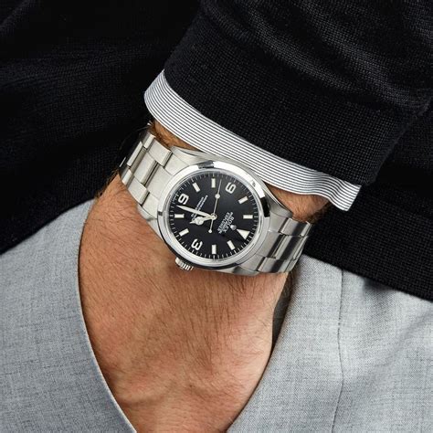 rolex 114270 wrist|rolex explorer 14270 vs 114270.